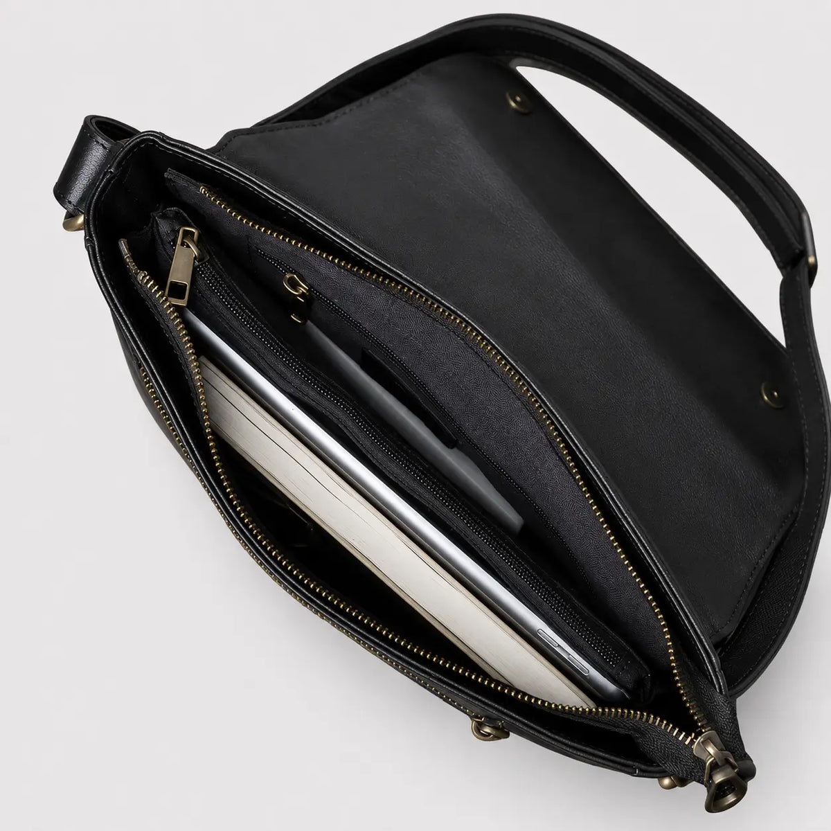 Don Compact Leather Messenger