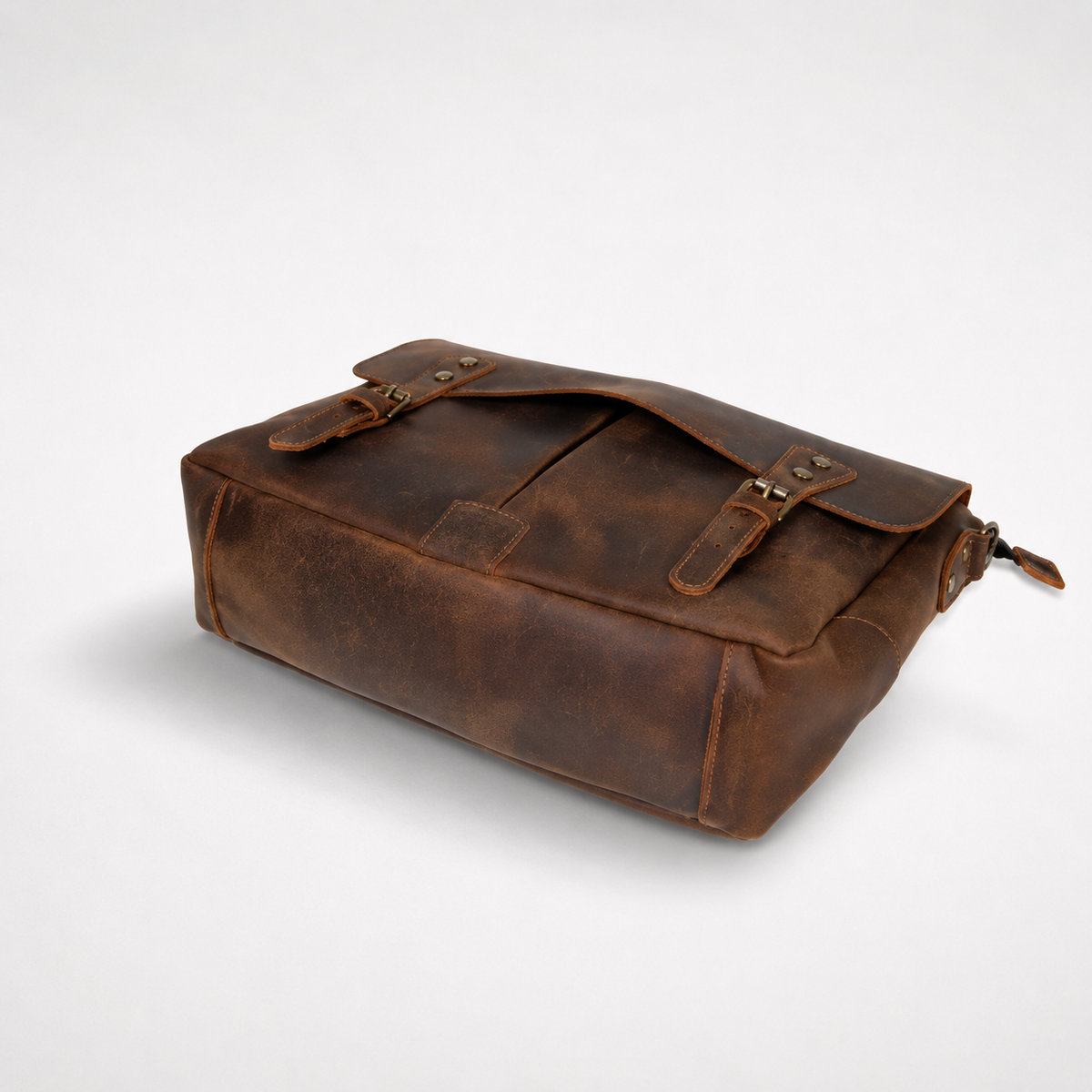 Clinton Classic Leather Messenger