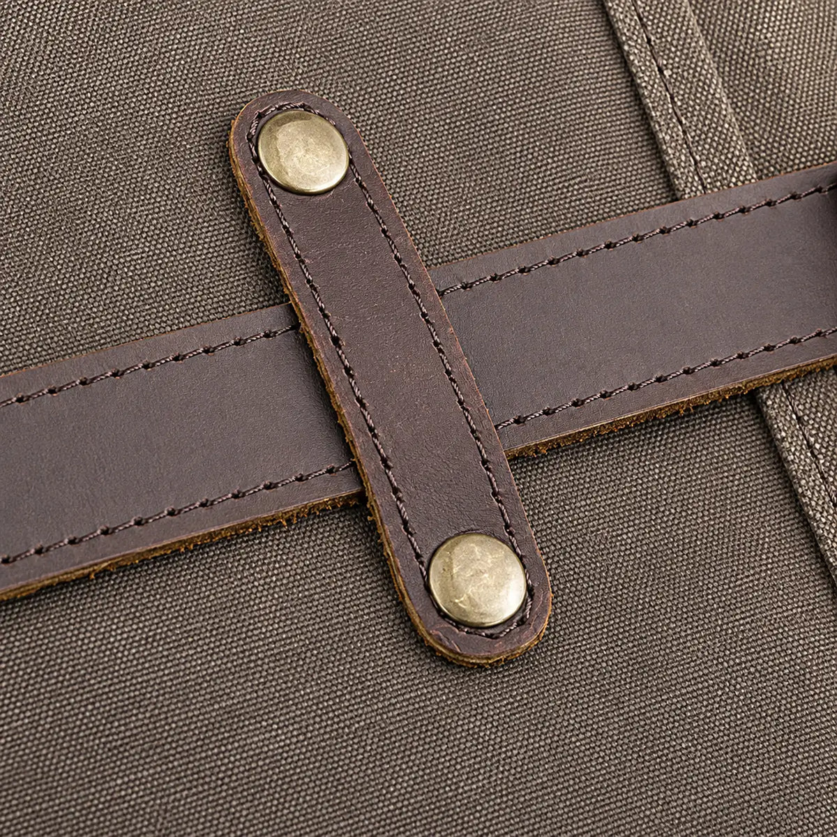 Bennett Waxed Canvas Messenger