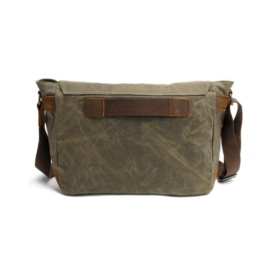 Drake Waxed Canvas Messenger