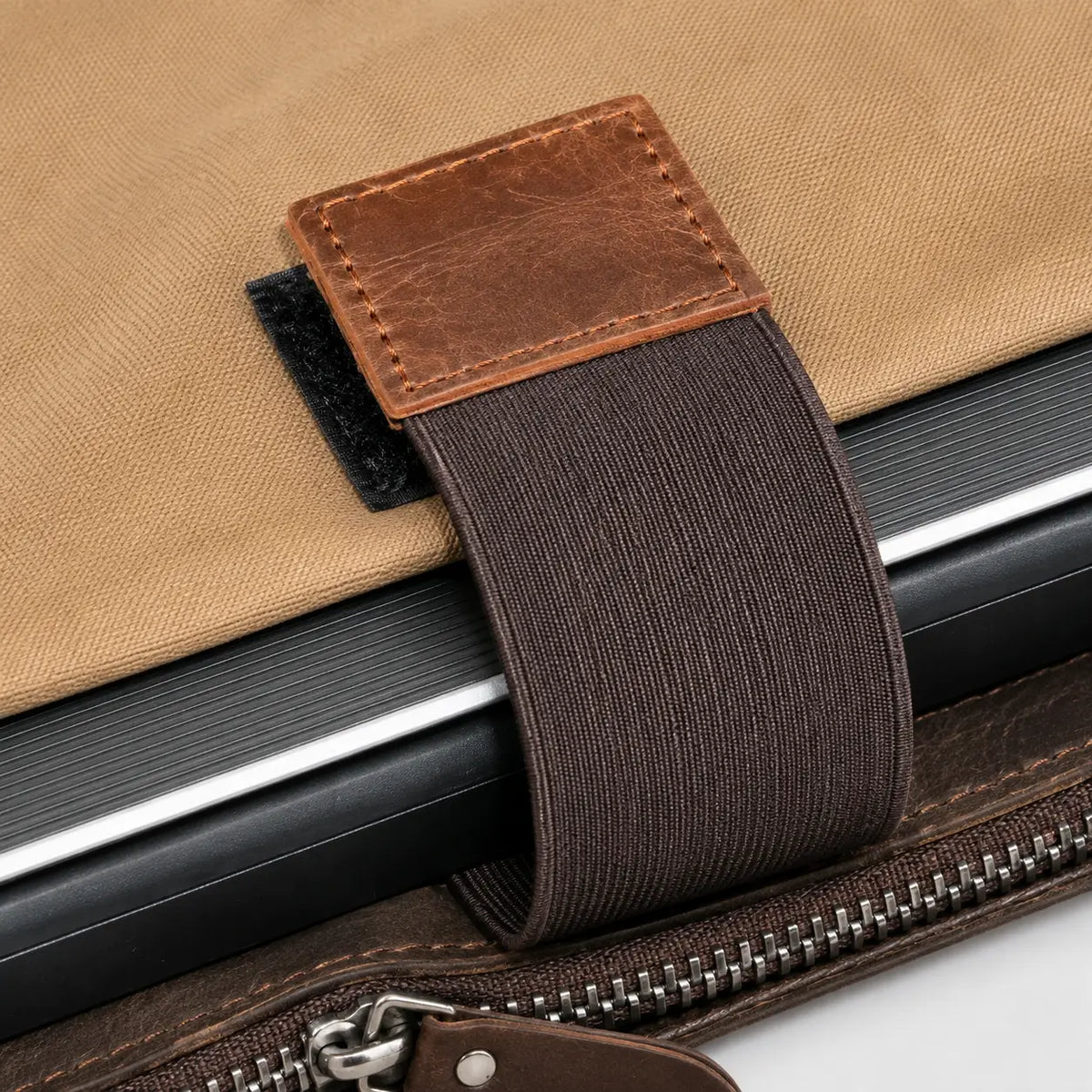 Bennett Waxed Canvas Messenger