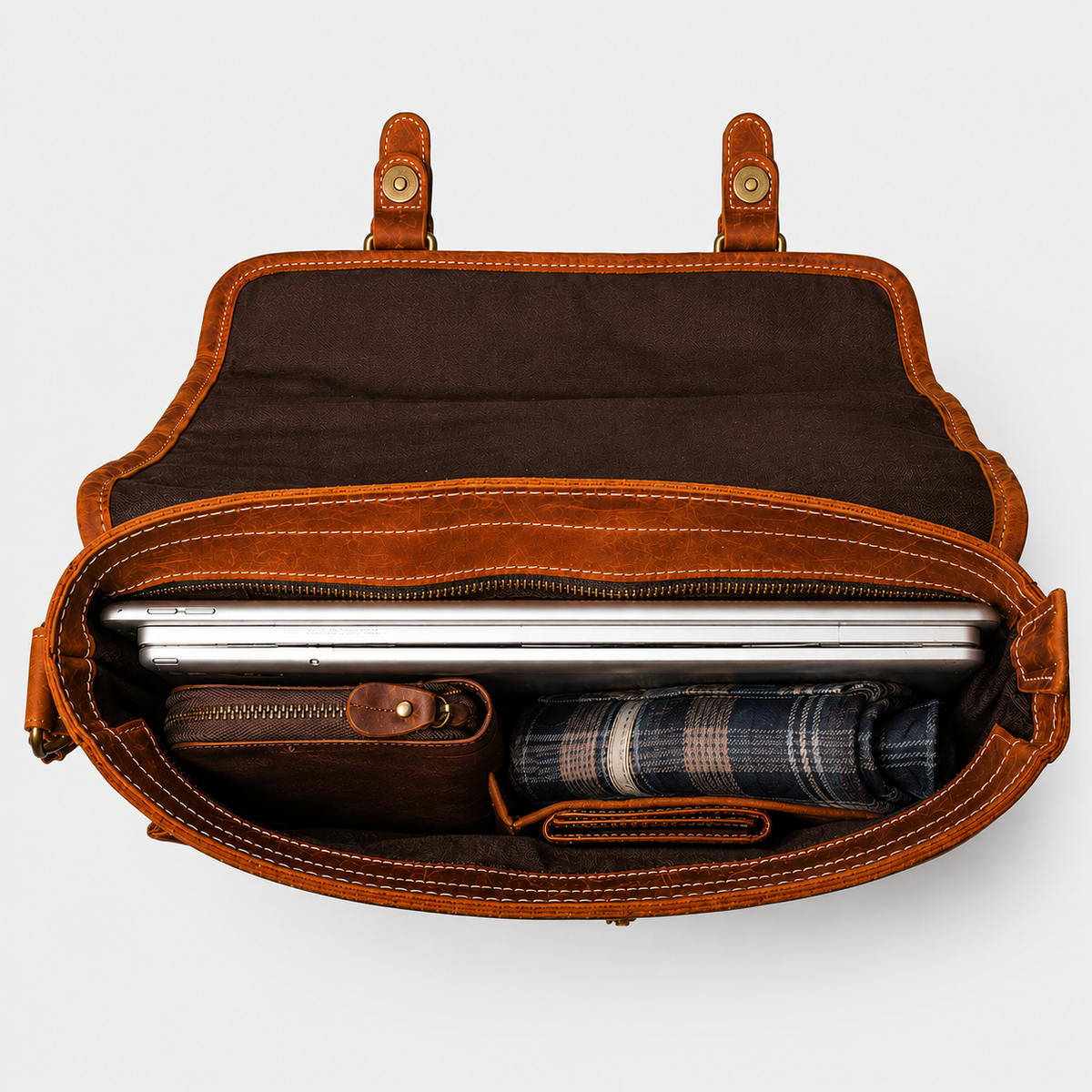 Riverton Compact Leather Messenger